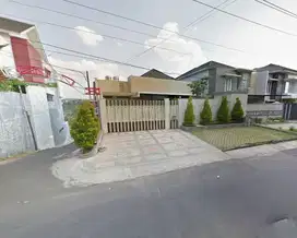 Dijual Rumah Luas Lokasi Strategis di Jl. Gajah Mungkur Semarang