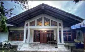 Rumah Luas aman dan Asri di Jl.  no 5 Cilandak Barat Jaksel