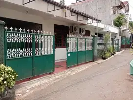 Rumah Lama Layak Huni Lokasi Bagus di Bangka