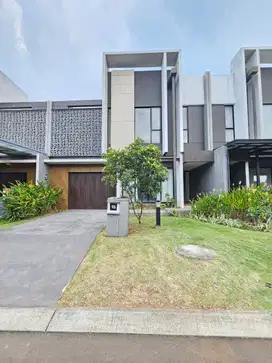 Disewakan rumah mewah cantik di cluster eldora suvarna sutera murah
