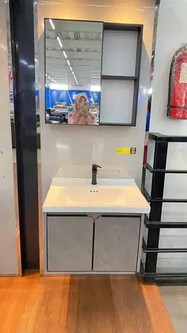 WASTAFEL SATU SET KABINET MERK VALPRA