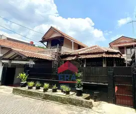 Rumah Cocok Untuk Kost 2 Lantai di Pancoran Barat, Jakarta Selatan