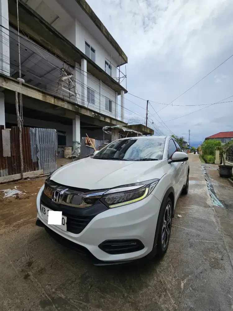 Honda HR-V SE  putih 2018
