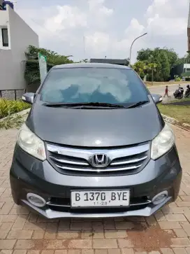 Honda FREED 2013 SD AT AC DOUBLE