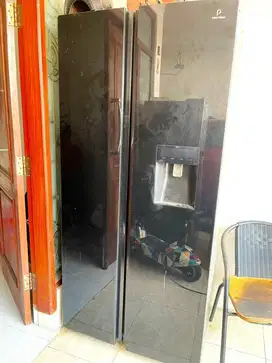 Kulkas 2 Pintu Polytron