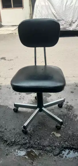 Kursi Kantor chitosse