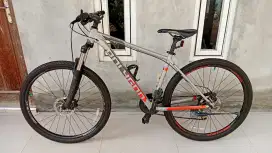 Polygon Premier 4 Istimewa