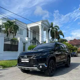 Pajero dakar blackpiano 2017 (dp 20 jt)