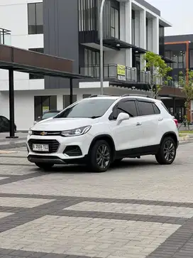 Tdp 15 juta saja!!  Chevrolet Trax Premiere 2019 mobil enak high spec
