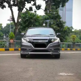 HONDA HR-V E PRESTIGE 1.5 CVT 2017 TERAWAT SIAP PAKAI DIJAMIN GARANSI