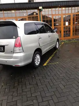 innova v 2009 bensin