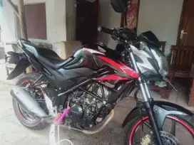Honda CBR 150 2014 (Pemakaian cewek )