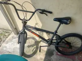 Sepeda BMX tabibitho