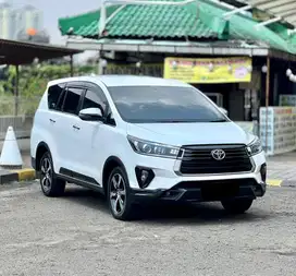 Toyota Innova Venture Diesel A/T
