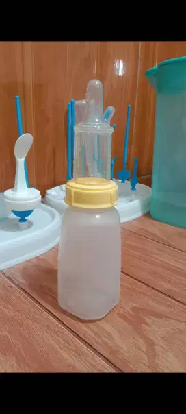 medela special needs feeder /dot khusus bibir sumbing