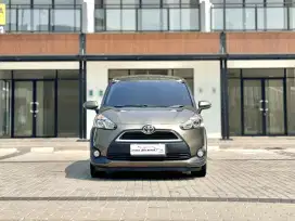 Toyota Sienta V AT 2017**TDP 10JT**