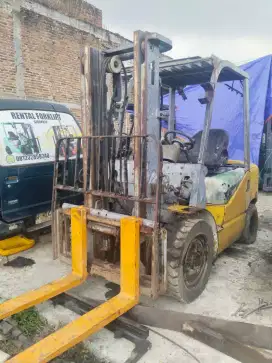 Forklift longking 3 ton