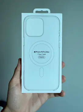 Case Iphone 16 Pro Max with Magsafe Clear Ibox masih segel