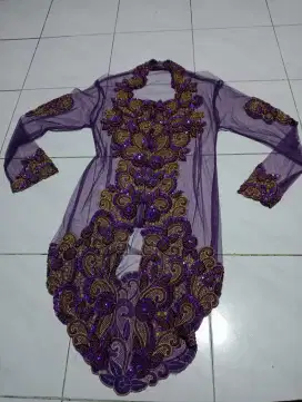 Set Kebaya Ungu