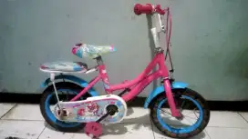 Dijual sepeda mini TREX anak masih bagus ban masih tebal tinggal pakai
