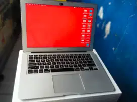 Jual macbook air 2017 RAM8/128 13inch (IBOX) mulus no minus lengkap