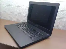 Asus x450e RAM4GB HDD500. Normal siap pake