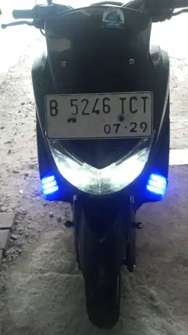 Yamaha nmax non ABS 155 th.201o pajak hidup b.dki mesin halus