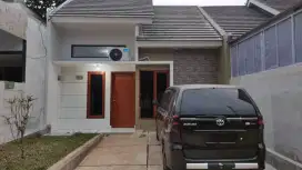 Dijual Rumah Ideal, Dalam Cluster One Gate System