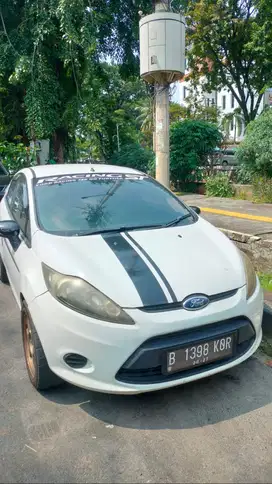 Jual Cepat Ford Fiesta 2013