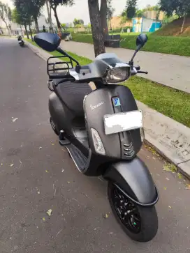 Dijual Vespa Sprint 2017 I-Get (VERY GOOD CONDITION)