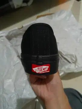 Vans Skate Authentic Black (Hitam)