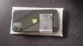Housing iphone 11 hitam + pasang