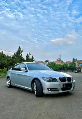 BMW E90 320i Last Edition