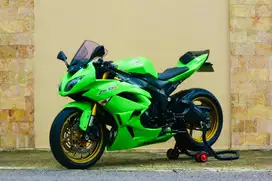 Kawasaki zx6R like new GSX600 street500 CBR600 ZX25r