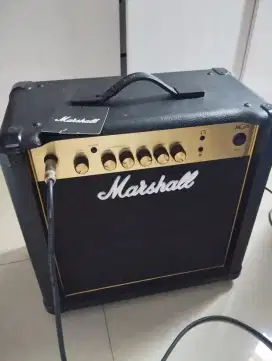 Marshall MG15 like new 95%