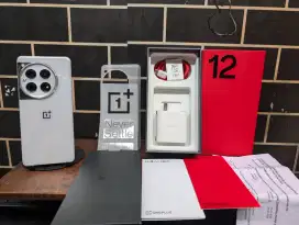 One Plus 12 5G Ram 24/1TB Mulus Beacukai Bisa Tuker Tambah