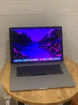 Macbook Pro M2 256GB Diminati Cash