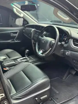 2022 Toyota Fortuner VRZ 2.8 GR Sport 4x2