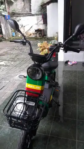 Sepeda listrik selis komodo