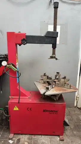 Tire changer ( alat pengganti ban)