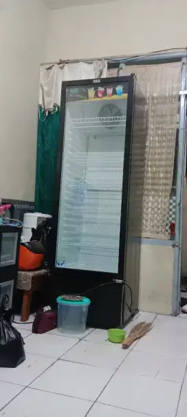 Pendingin minuman merek arc 300