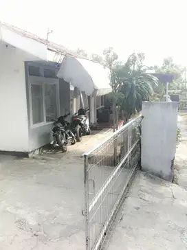 Rumah di Bawah NJOP di Setiabudi, Sangat Strategis dekat Kampus