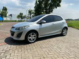 Mazda 2 HB R MT 2010