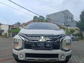 Jual cepat Xpander Cross 2021 km rendah 60 rb pemakaian pribadi