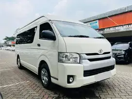 TOYOTA HIACE COMMUTER 2.5 MT 2019 MOBIL TERAWAT HARGA CASH MURAH PROMO