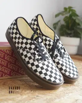 Vans Authentic Checkerboard - Black White Gum