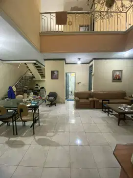 dijual rumah di Duri Kepa 12,5x20 bebas banjir jalan lebar