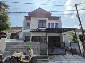 Rumah baru Minimalis 2 lantai di Antapani