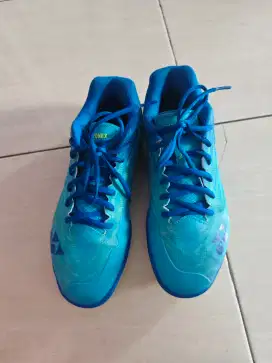 Sepatu Aerus Z2 yonex badminton murah not victor shb