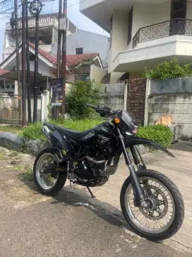 kawasaki KLX dtracker